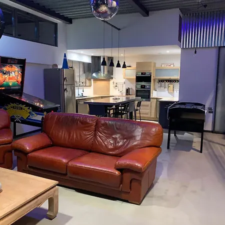 Apartment Loft Sur 2 Etages Dans Maison Individuelle Millau