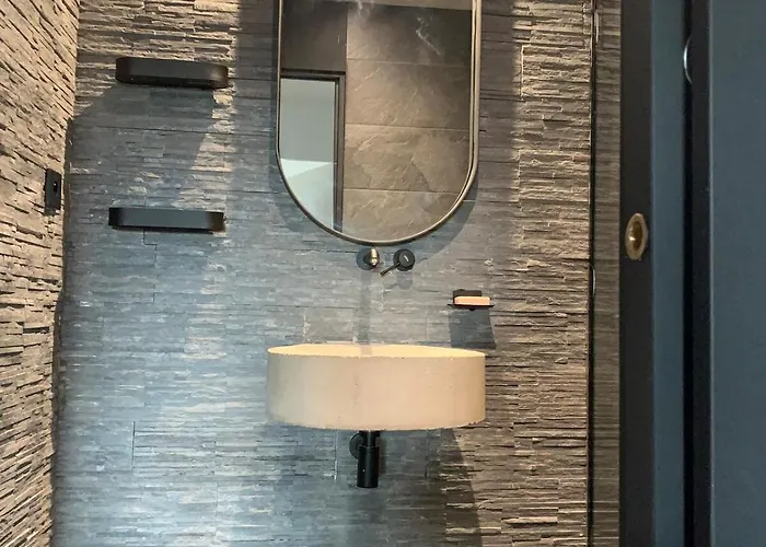 Daire Loft Sur 2 Etages Dans Maison Individuelle Millau